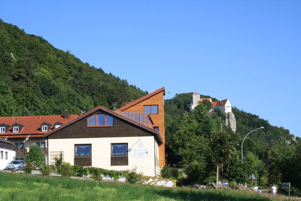 Hotel-Gasthof Zur Krone Riedenburg Esterno foto