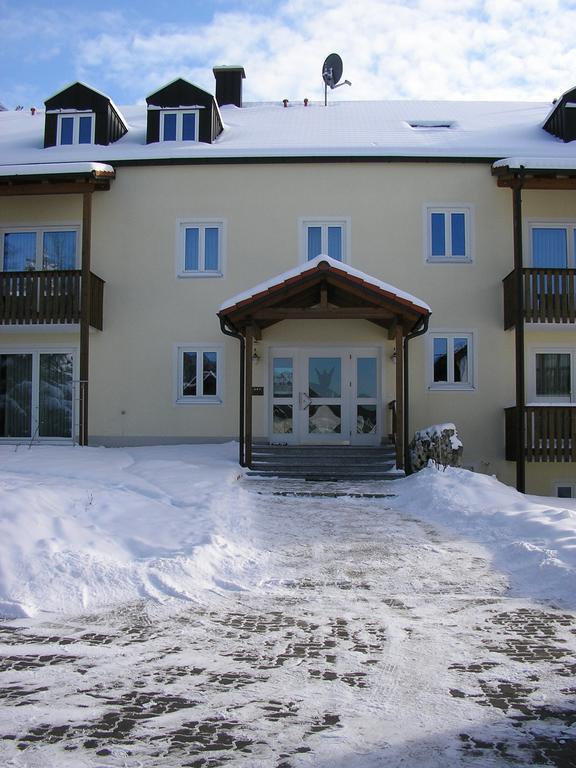 Hotel-Gasthof Zur Krone Riedenburg Esterno foto