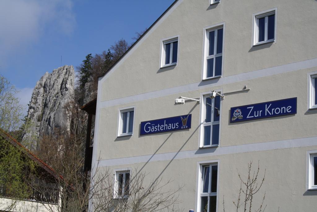 Hotel-Gasthof Zur Krone Riedenburg Esterno foto